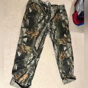 Carhartt Camo Cargo pants, size 42x34